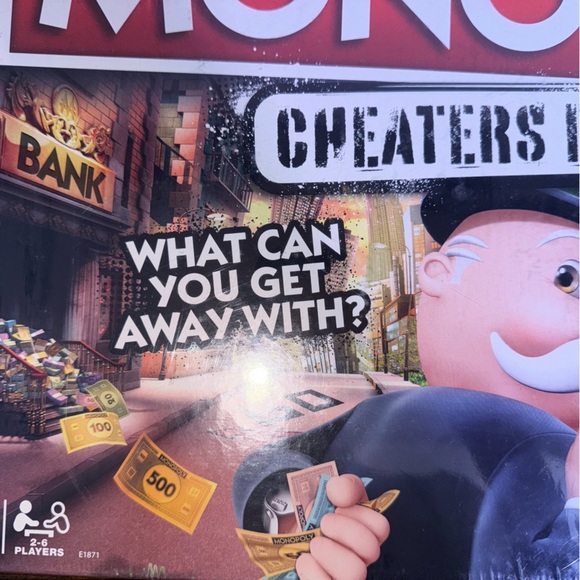 Monopoly Cheaters Edition - Hasbro Gaming Board Game - New and Sealed - Picture 2 of 6